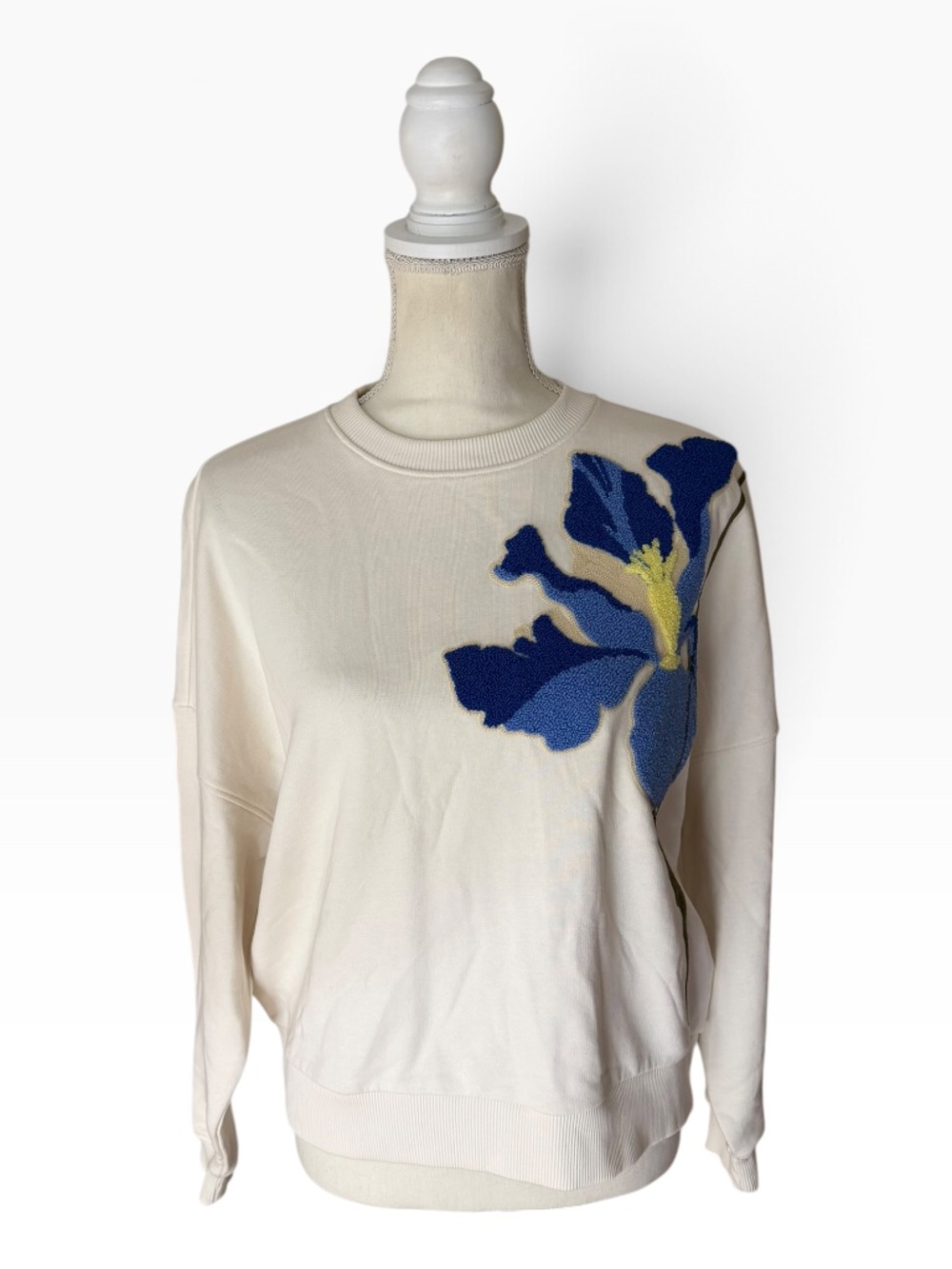 Ted Baker Sanderr Floral Embroidered Sweatshirt Size 0 XS Ivory Blue Cotton